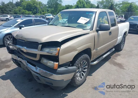 2005 Chevrolet Silverado 1500 Ls z USA, uszkodzony, nr VIN 1GCEK19BX5Z352208